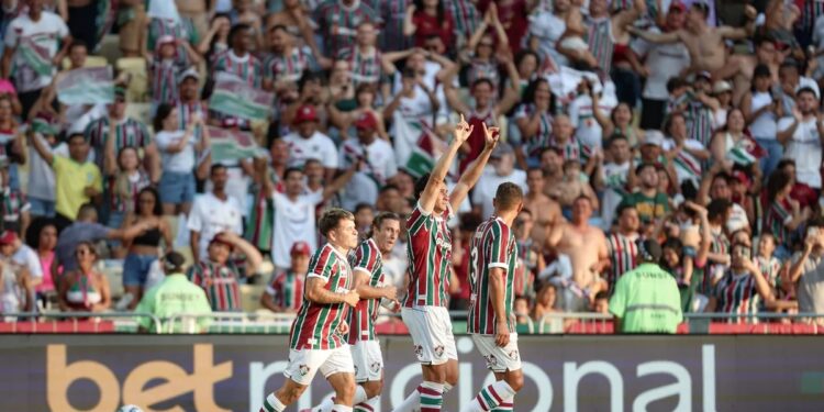 Fluminense bate Bahia e garante vaga na fase de grupos da Libertadores