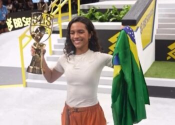Rayssa Leal conquista o tetracampeonato do SLS Super Crown