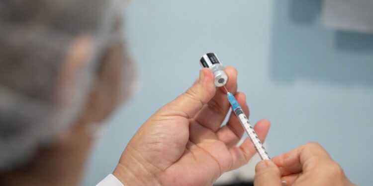 Semusa inicia vacinação para gestantes contra bronquiolite em todas as unidades de saúde de Porto Velho