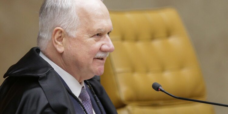 Fachin prorroga regras do FPE para evitar interrupção de repasses