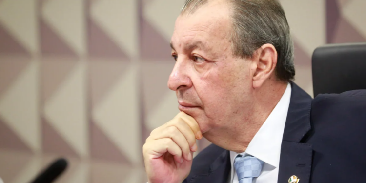 Relator no Senado vai manter texto da Câmara para agilizar aprovação da 6×1