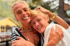 Adriane Galisteu mostra reencontro com filho após adolescente ir para colégio interno na Suíça Adriane Galisteu mostra reencontro com filho após adolescente ir para colégio interno na Suíça