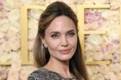 Angelina Jolie vende mansão histórica em Hollywood por R$ 128,41 milhões; veja imagens! Angelina Jolie vende mansão histórica em Hollywood por R$ 128,41 milhões; veja imagens!