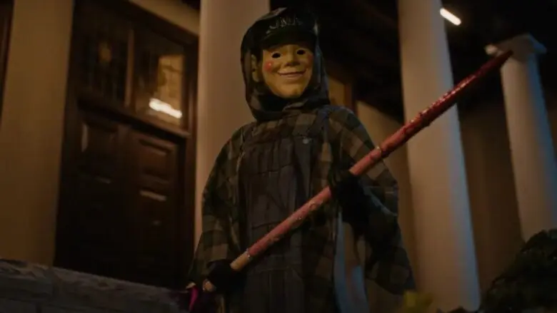Assassino mascarado ataca universitárias no trailer do terror slasher ‘Buzzkill’; Confira!