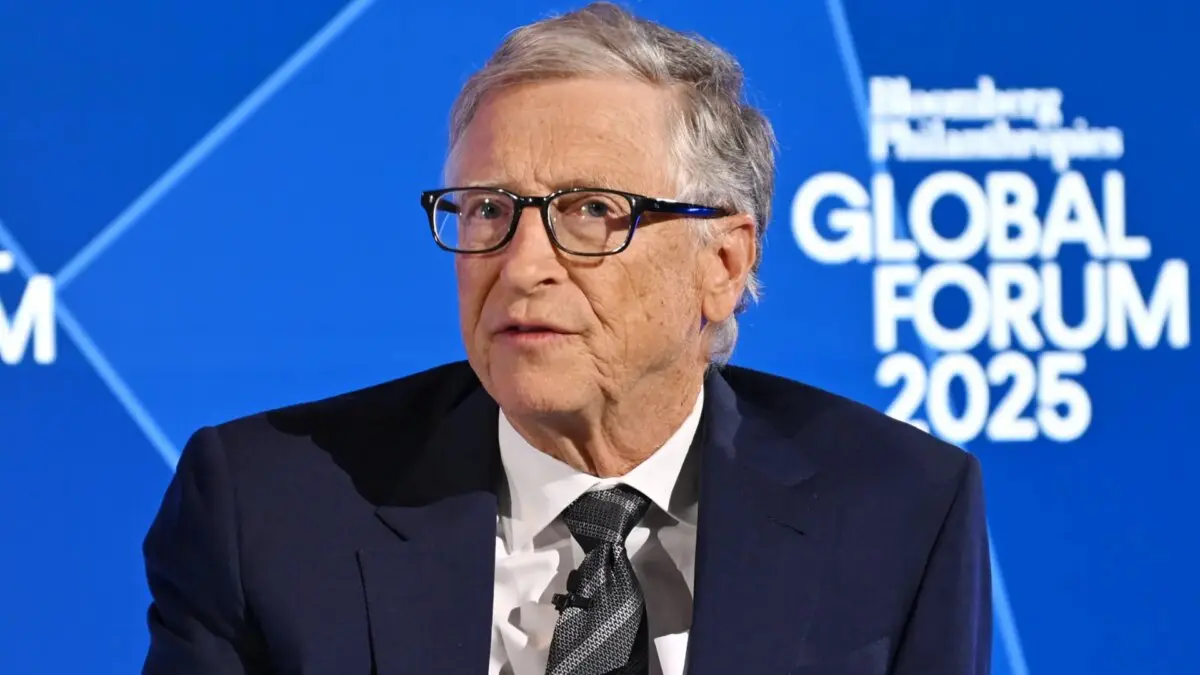 Bill Gates faz alerta sobre riscos da IA e diz que tecnologia pode causar “um bilhão de mortes”; assista Bill Gates faz alerta sobre riscos da IA e diz que tecnologia pode causar “um bilhão de mortes”; assista
