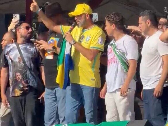 Bruno Scheid e Nikolas Ferreira levantam multidão em Macapá pelo impeachment de Alexandre de Moraes