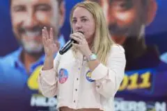 Com ‘Pé na Estrada’, Ieda Chaves percorre Pimenta Bueno e Espigão D`Oeste e tem contato direto com eleitores