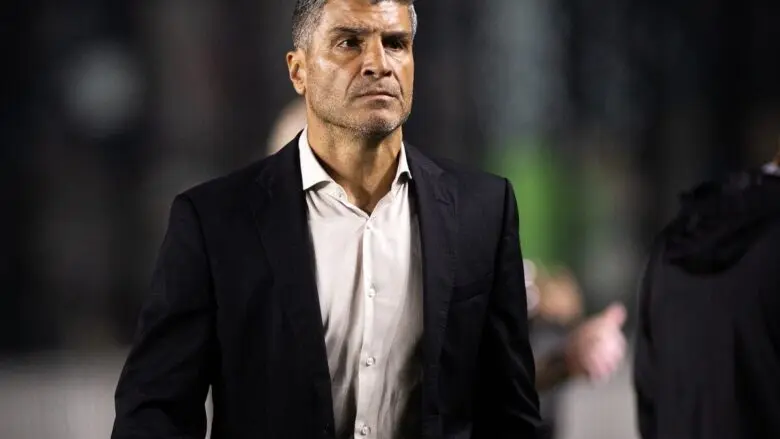 Com sete mudanças, Vasco está escalado para jogo decisivo contra o Santa Fe
