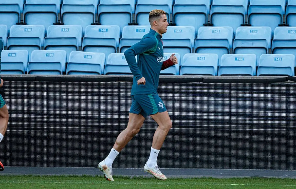 Cristiano Ronaldo deixa treino da seleção portuguesa e vai para hotel