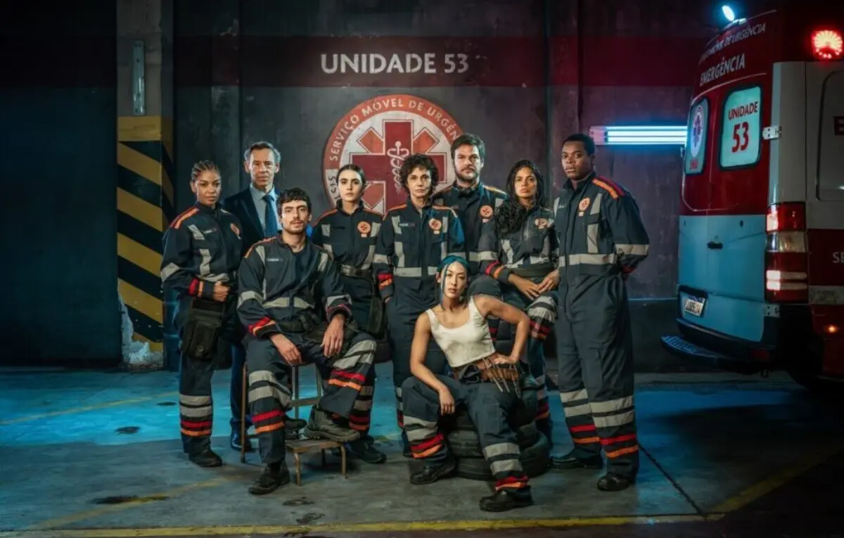 Crítica | ‘Emergência 53’ – Ótima série do GLOBOPLAY é um entrelaçamento de críticas sociais potentes