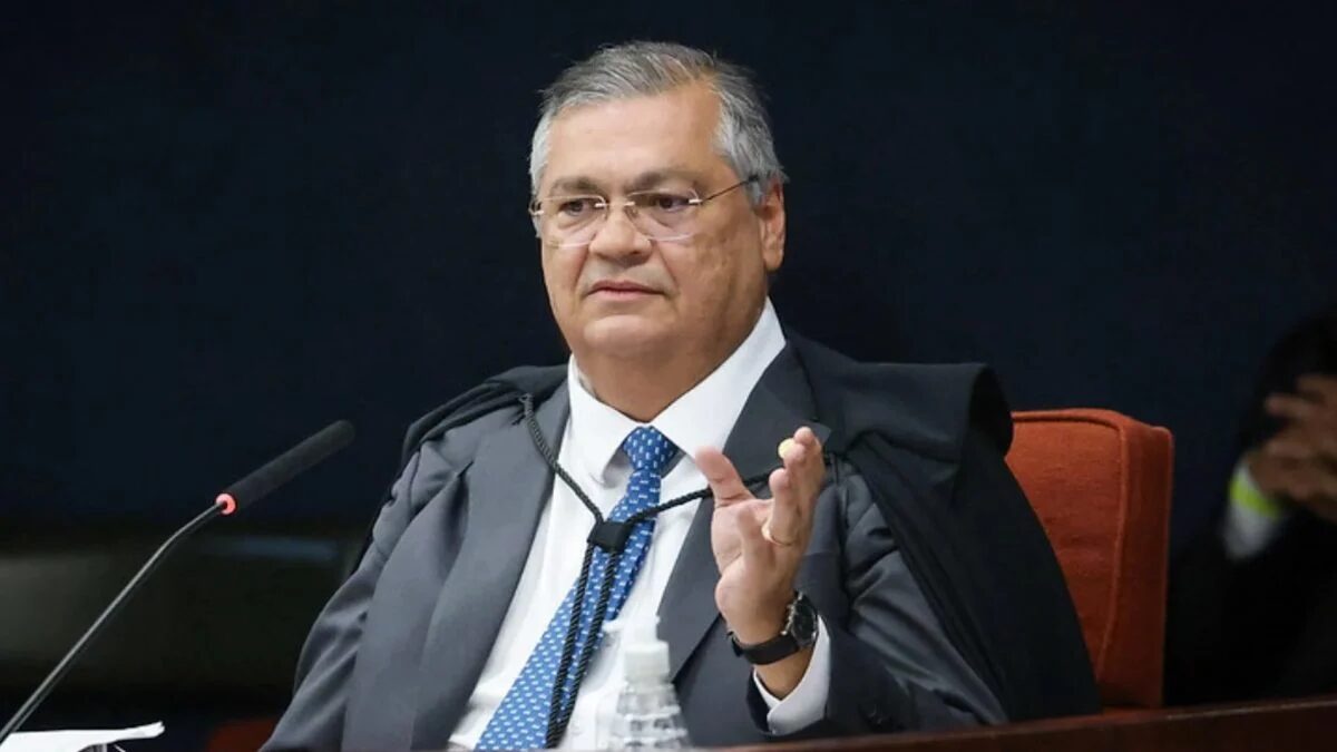Dino cita Fux, Kassio e Mendonça sobre Vorcaro: “Vamos parar onde?”