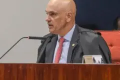 Edson Fachin retira Alexandre de Moraes da relatoria do inquérito das fake news no STF