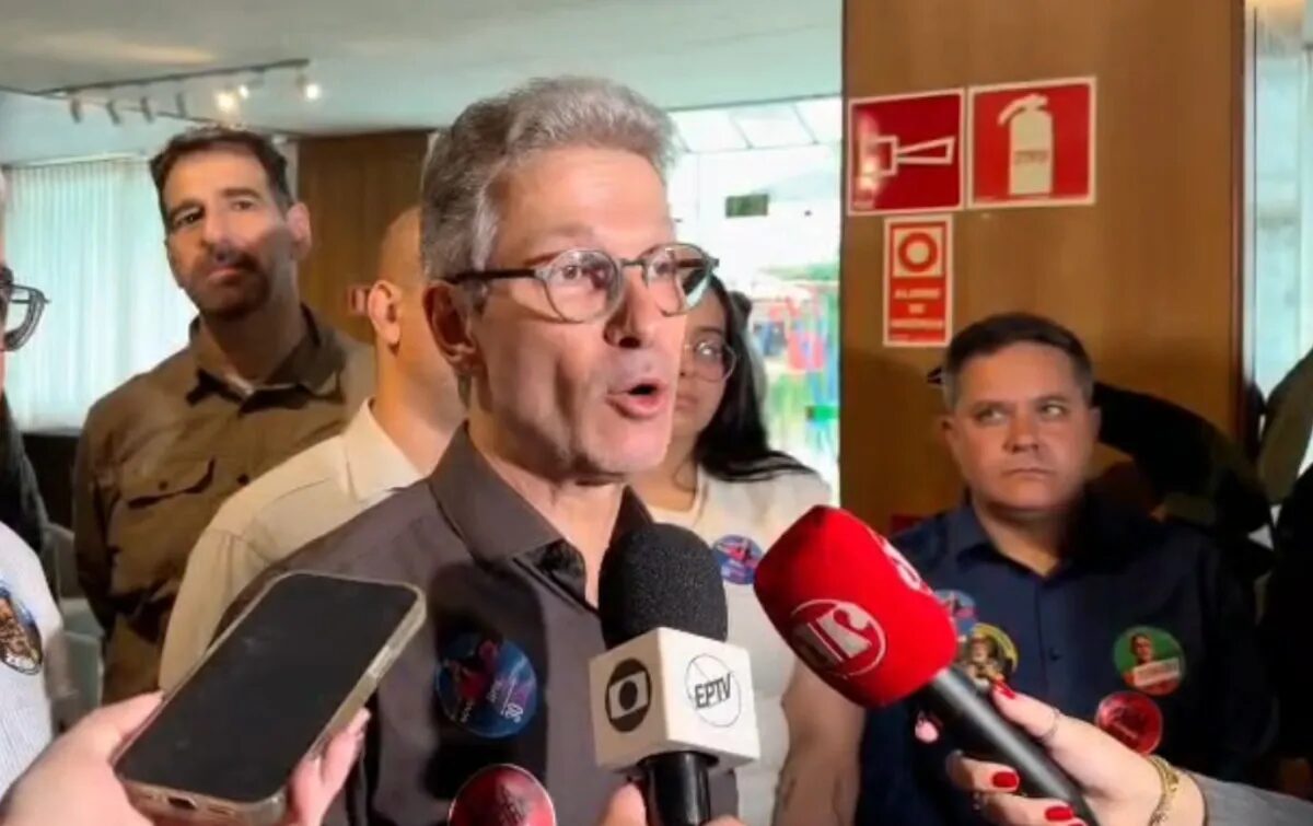 Em MG, Zema fala sobre terras raras e defende produção de super ímãs