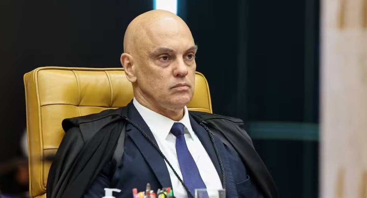 Ex-ministros defendem investigação de relações entre Moraes e Vorcaro no STF