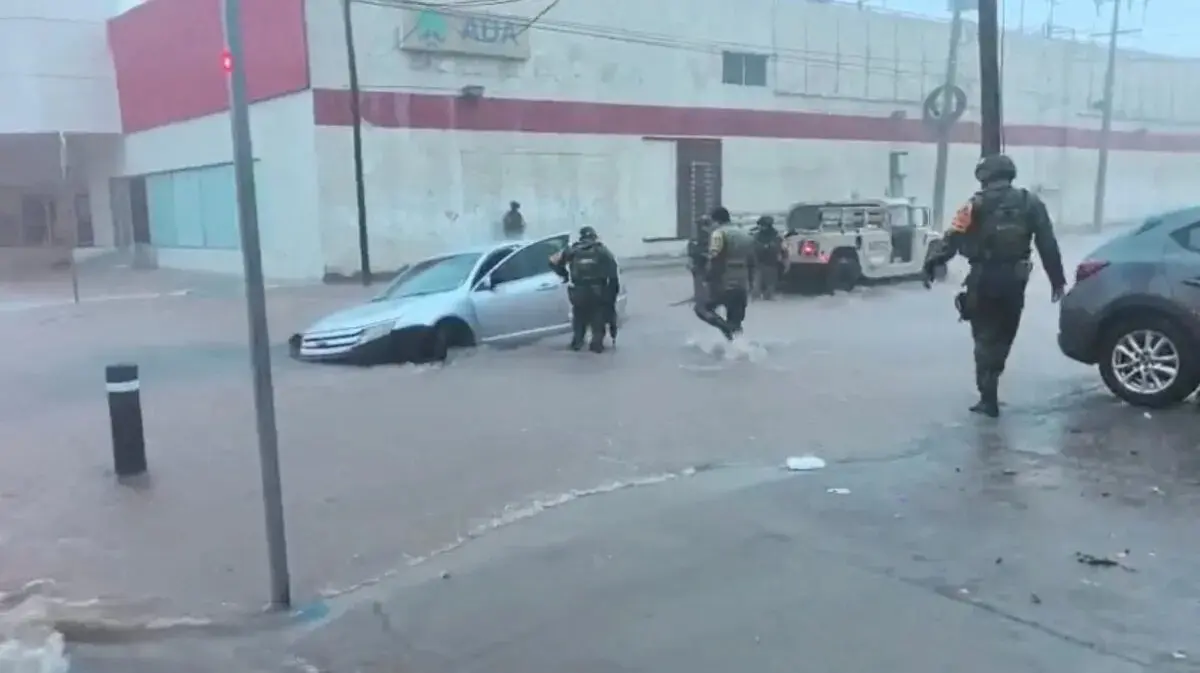 Furacão Polo atinge a costa do México pela segunda vez