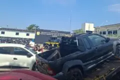 Furtos e Roubos localiza Fiat Strada com restrição entre vários veículos guardados em galpão