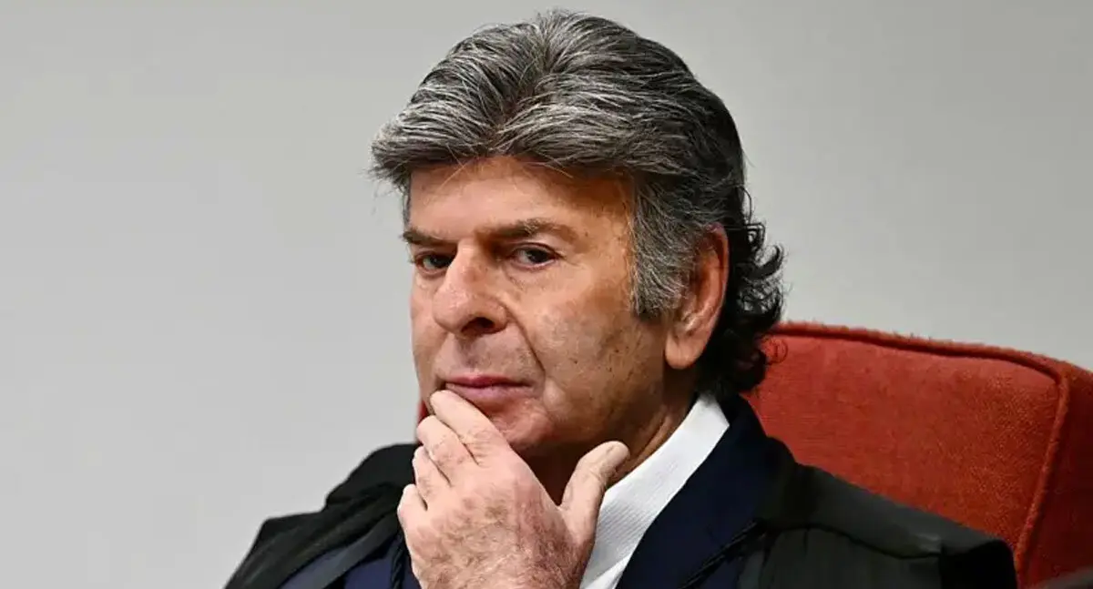Fux contraria Dino e manda suspender posts sobre Nossa Senhora