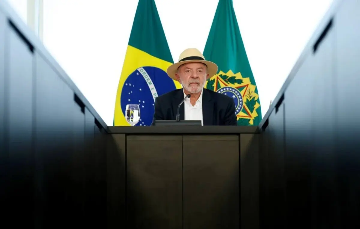 Governo Lula adia reunião com clubes de futebol sobre bets