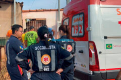 Homem é encontrado morto com marcas de sangue pelo corpo