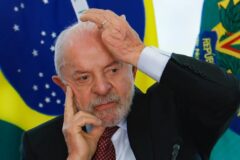 Integrantes do Judiciário não podem ter parentes advogando, diz Lula