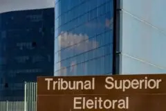 Justiça Eleitoral recebe mais de 51 mil denúncias de propaganda irregular