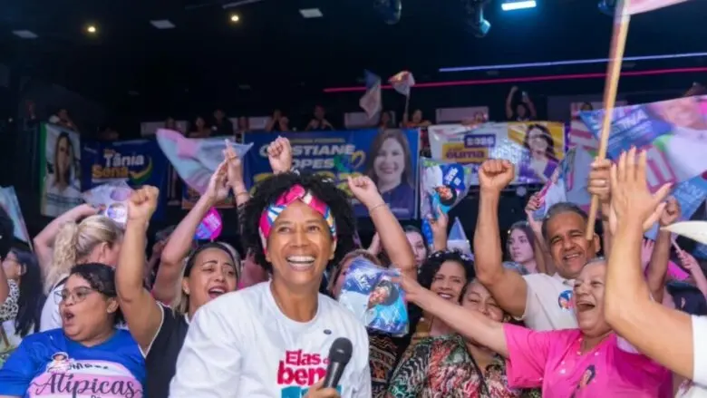 Justiça proíbe Silvia Cristina de fazer propaganda em locais de trabalho e fixa multa de R$ 20 mil