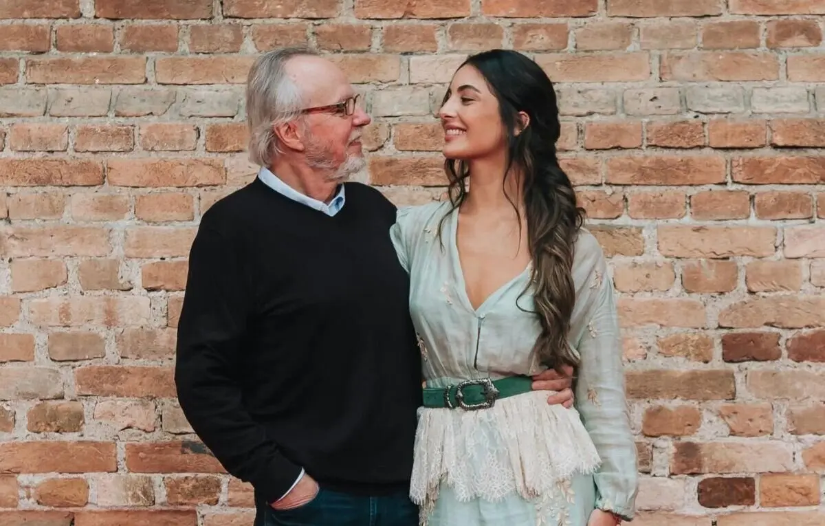 Luiza e Tato Gabus Mendes, da série Habeas Corpus, são parentes?