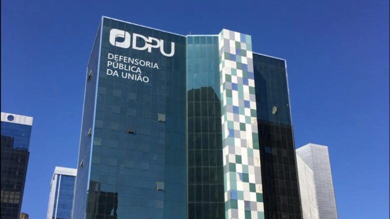 Lula sanciona com vetos lei que cria fundo para a DPU