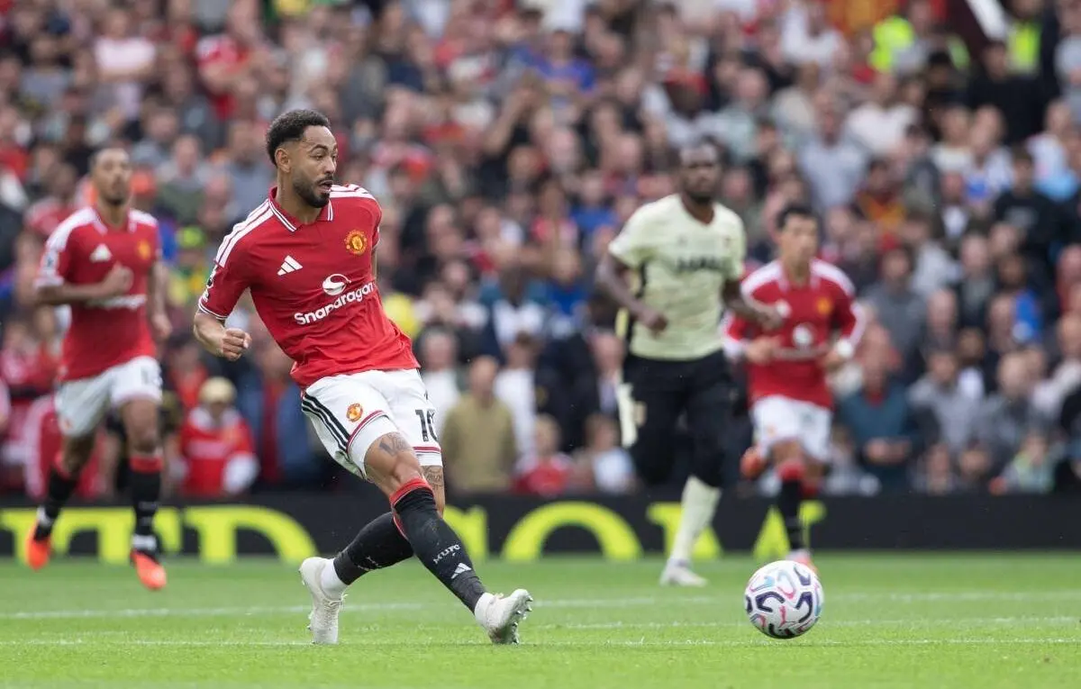 Manchester United registra rombo de quase R$ 300 milhões em balanço anual