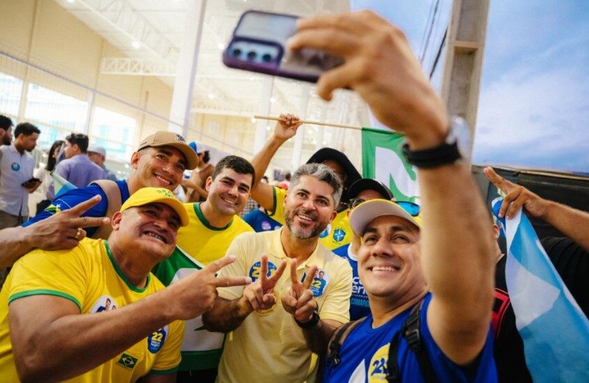Marcos Rogério intensifica agenda de caminhadas e amplia presença nos municípios