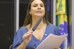 Mariana Carvalho aposta em experiência e articulação para destravar obras em Rondônia