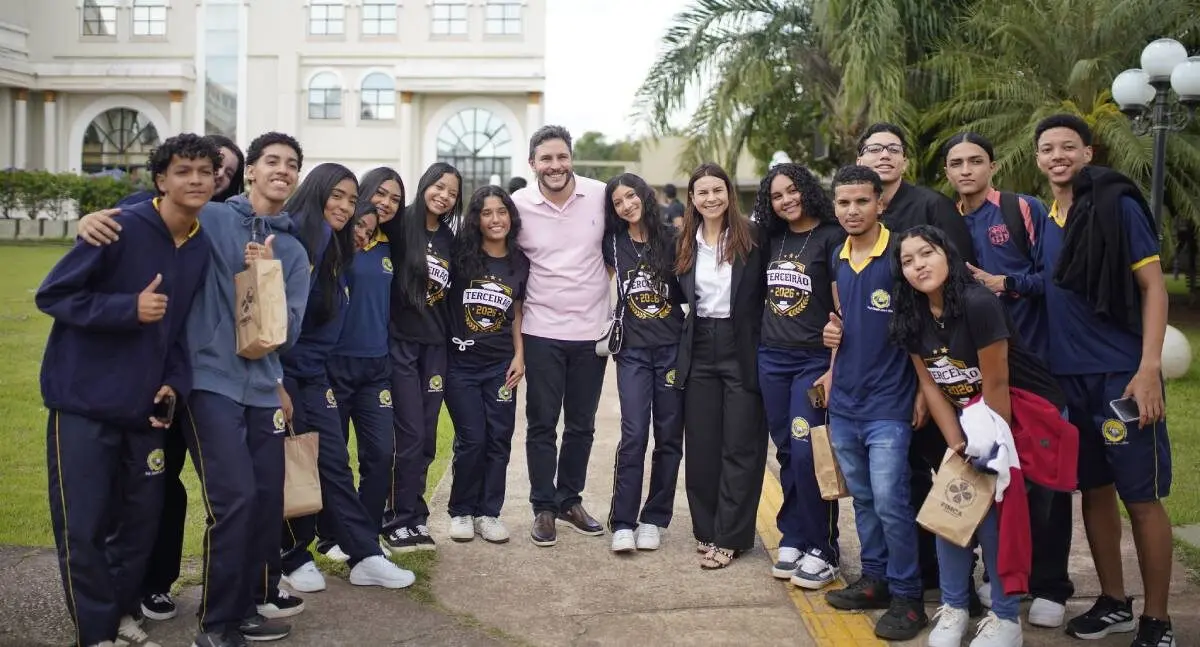 Maurício Carvalho supera R$ 51 milhões destinados à educação e defende ampliar investimentos
