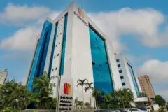 Médico demitido após cobrar paciente do SUS por cirurgia vira alvo de ação por improbidade