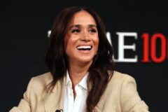 Meghan Markle é vista no Reino Unido pela 1ª vez desde mudança com Harry e filhos; veja fotos Meghan Markle é vista no Reino Unido pela 1ª vez desde mudança com Harry e filhos; veja fotos