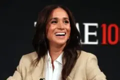 Meghan Markle é vista no Reino Unido pela 1ª vez desde mudança com Harry e filhos; veja fotos Meghan Markle é vista no Reino Unido pela 1ª vez desde mudança com Harry e filhos; veja fotos