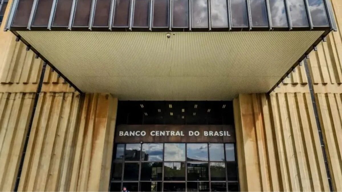 Mercado reduz estimativas da inflação e do PIB de 2026