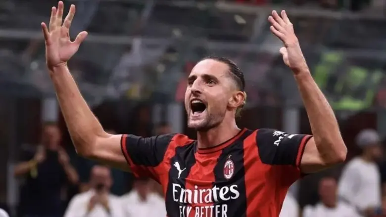Milan goleia Lecce em casa e sobe três posições no Campeonato Italiano