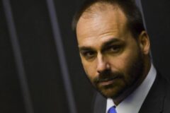 Ministério da Justiça demite Eduardo Bolsonaro do cargo de escrivão da Polícia Federal
