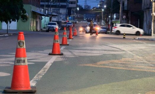 Montagem da estrutura dos 112 anos altera trânsito no entorno do Prédio do Relógio