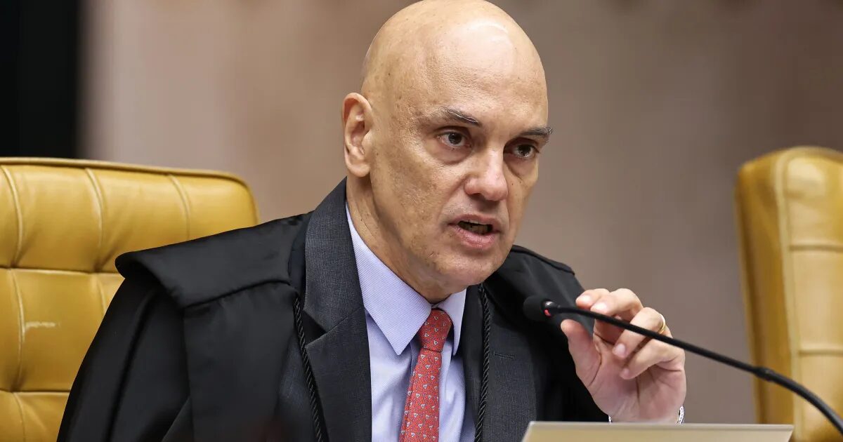 Moraes se declara impedido em ação que envolve esposa e Vorcaro