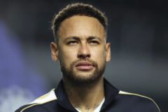 Neymar aparece com novo visual e web reage: “Rejuvenesceu 20 anos”; veja as fotos (Foto: Getty)