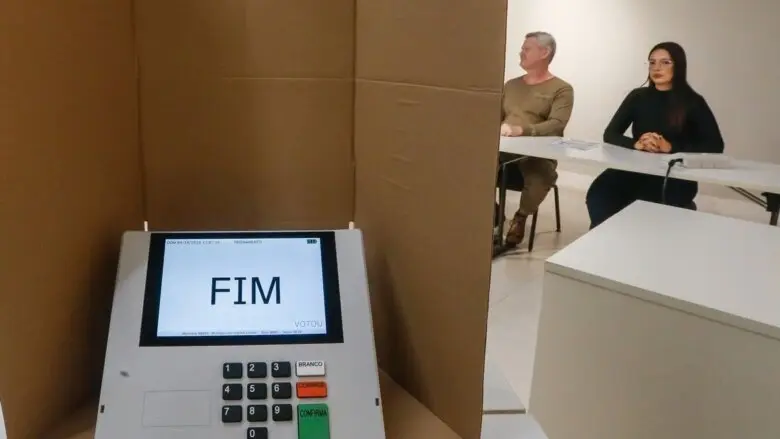 Novas tecnologias levam Justiça Eleitoral a reforçar regras de votação