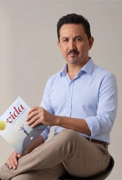 Obras de autor rondoniense vão para o Enem e escolas da Espanha
