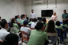 Pé na estrada: Ieda Chaves reforça campanha à reeleição com agenda política na região Central e fala de investimentos