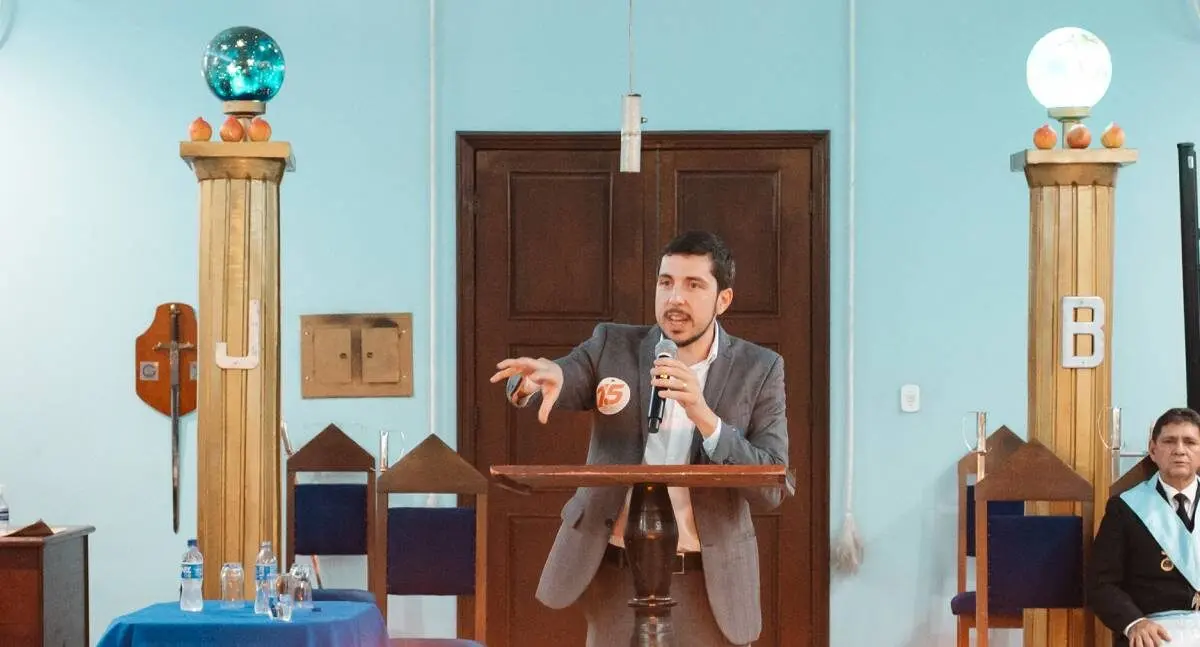 Pedro Abib critica modelo adotado pelo atual governo para privatização da Caerd, durante sabatina na Maçonaria