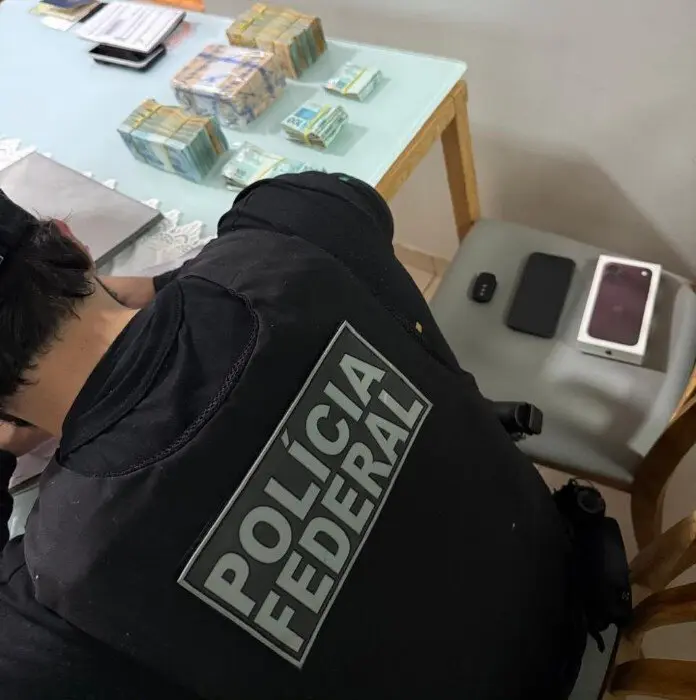 PF cumpre mandados contra investigados por tráfico e lavagem de dinheiro em Rondônia