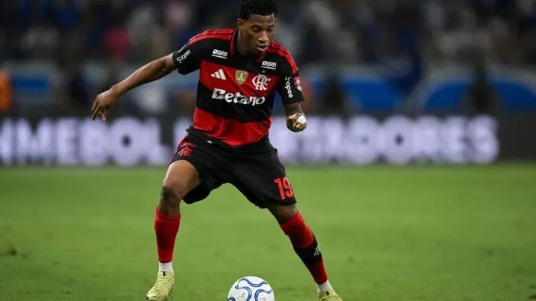 Plata explica transação frustrada ao Dínamo e celebra retorno ao Flamengo