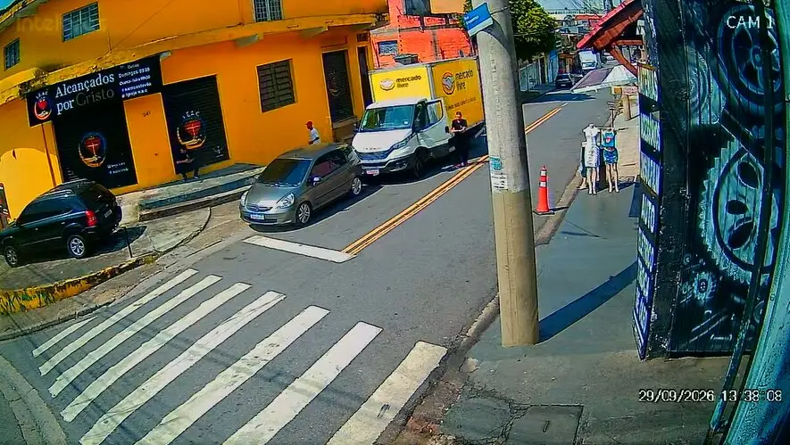 PM investiga possível roubo de carga em Carapicuíba, Grande SP