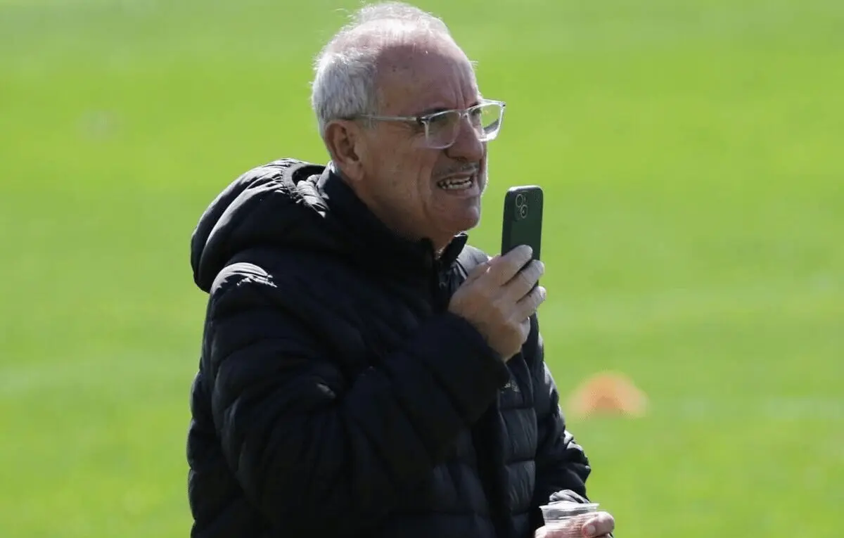 Presidente do Criciúma revela surpresa com ida de Eduardo Baptista ao Inter