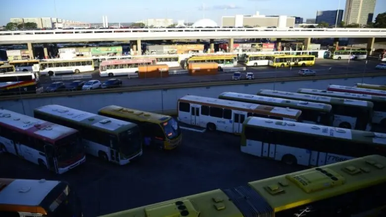 Presidente do TSE cobra dos TREs garantia de transporte público gratuito nas eleições